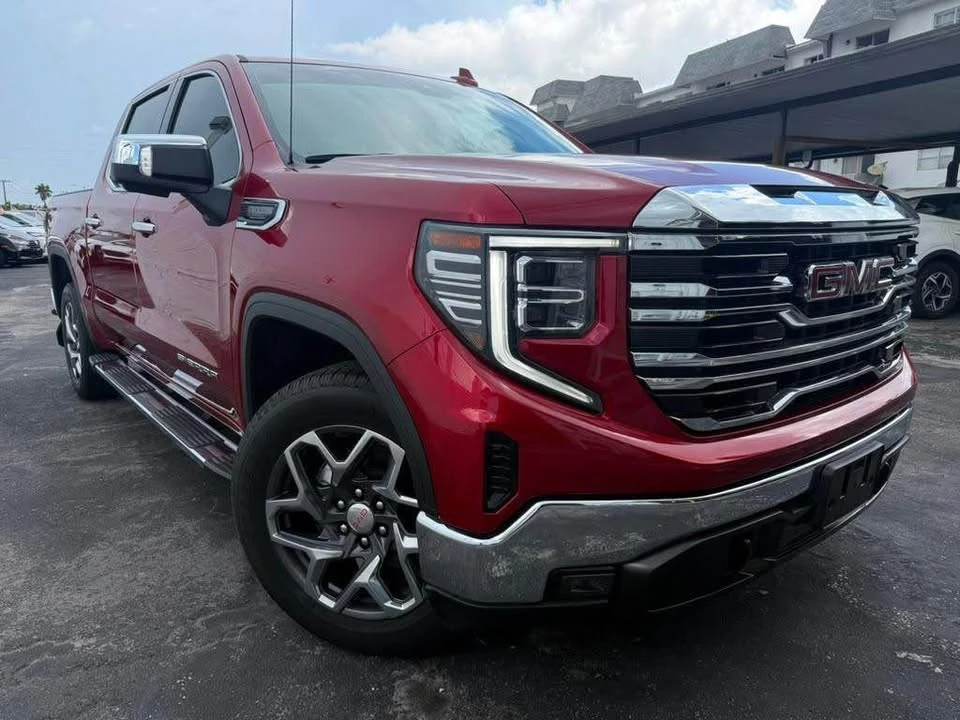2023 GMC Sierra 5th Gen - Image 3 of 9