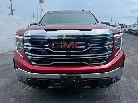 2023 GMC Sierra 1500 Crew Cab SLT