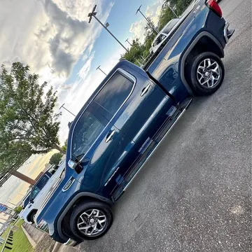 2023 GMC Sierra 1500 Crew Cab SLT