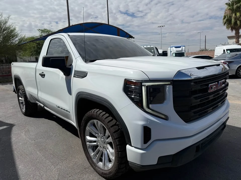 2023 GMC Sierra 5th Gen - Image 3 of 7