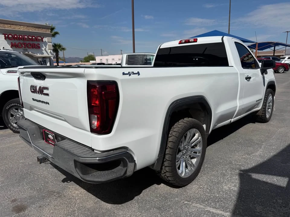 2023 GMC Sierra 5th Gen - Image 4 of 7