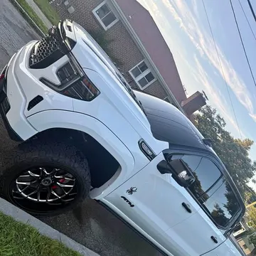 2023 GMC Sierra Denali 4D