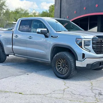 2023 GMC Sierra