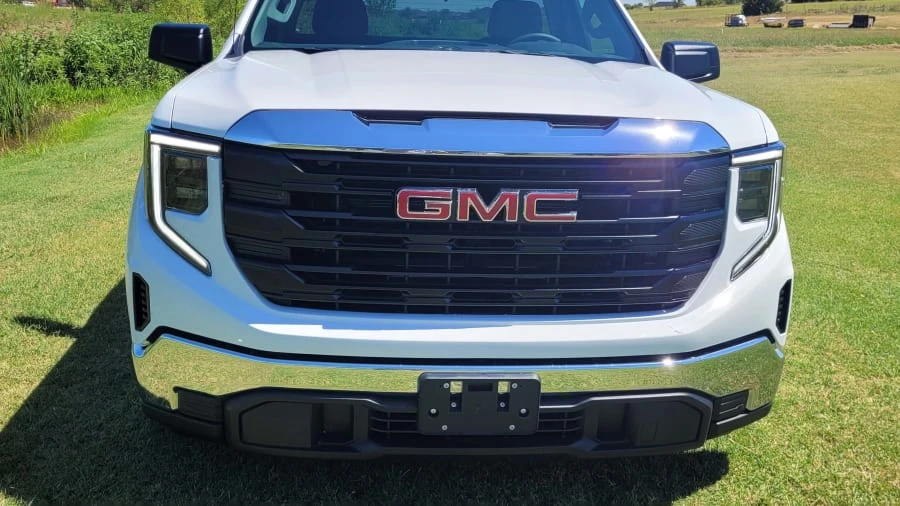 2023 GMC Sierra 5th Gen - Image 3 of 11