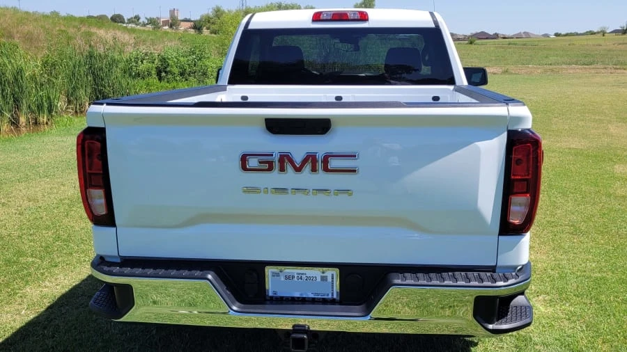 2023 GMC Sierra 5th Gen - Image 4 of 11
