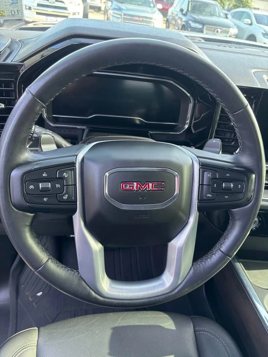 2023 GMC Sierra 5th Gen - Image 7 of 9