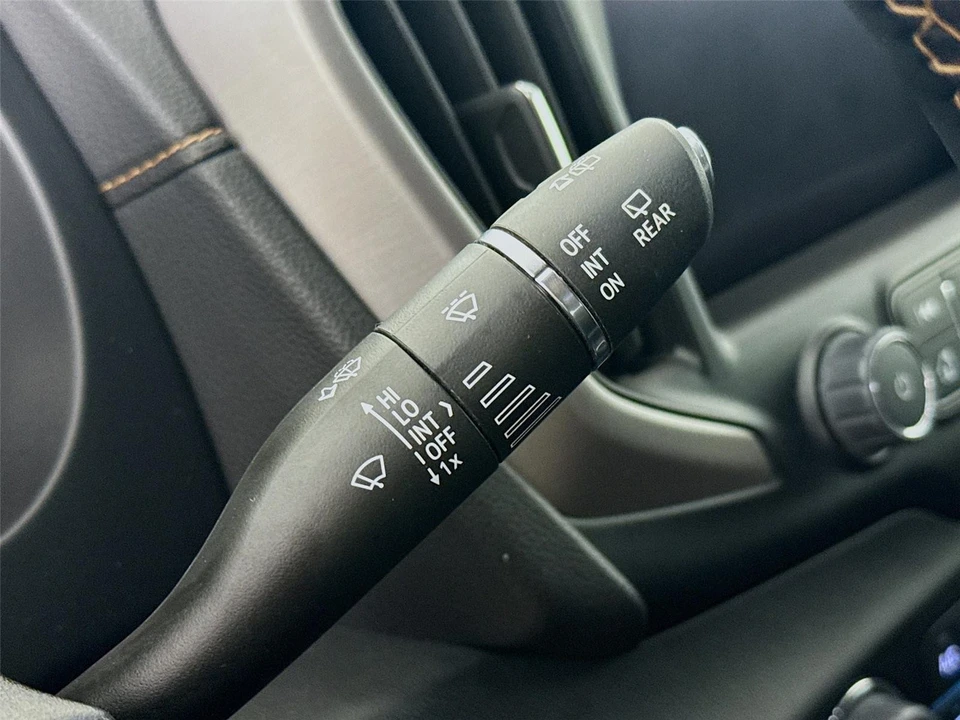 2023 GMC Terrain - Image 5 of 21