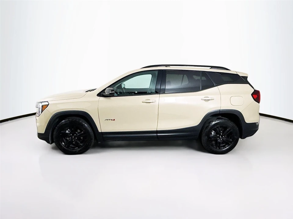 2023 GMC Terrain - Image 12 of 15