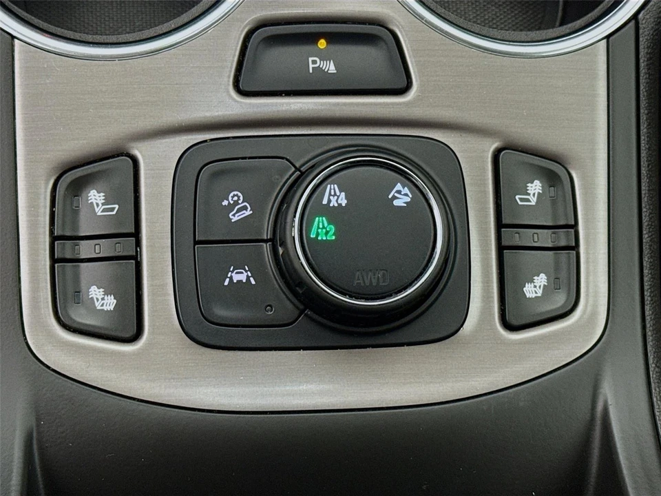 2023 GMC Terrain - Image 17 of 21