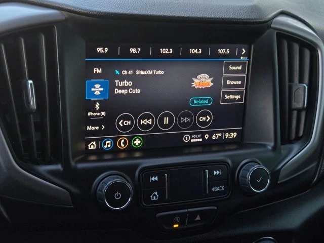 2023 GMC Terrain - Image 14 of 21