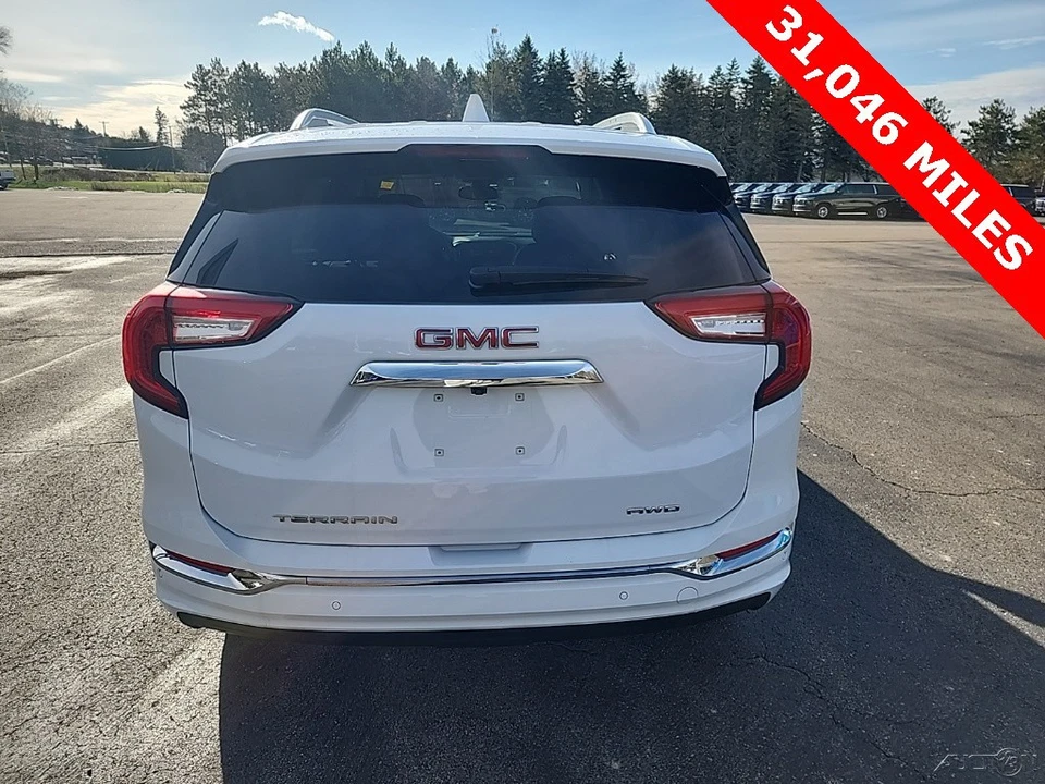 2023 GMC Terrain - Image 6 of 12