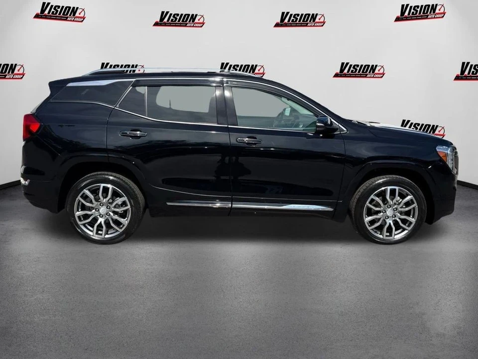 2023 GMC Terrain - Image 4 of 12