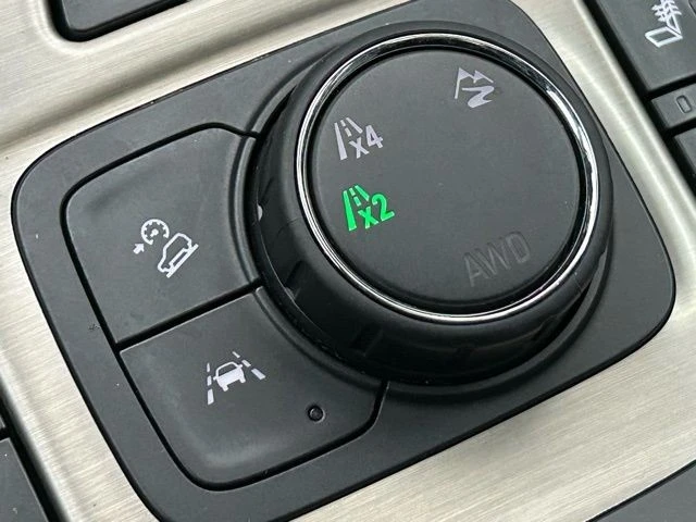 2023 GMC Terrain - Image 9 of 12