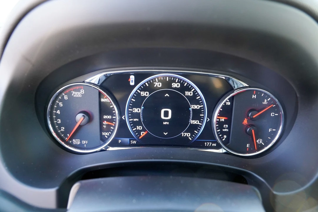 2023 GMC Terrain - Image 12 of 21