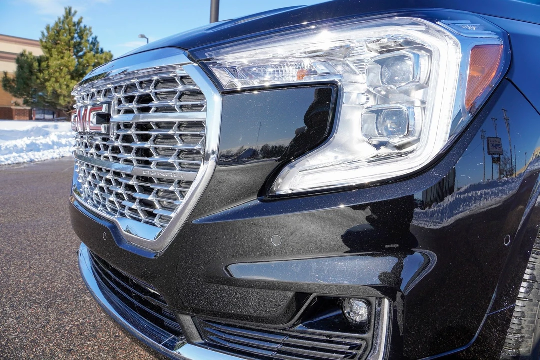 2023 GMC Terrain - Image 18 of 21