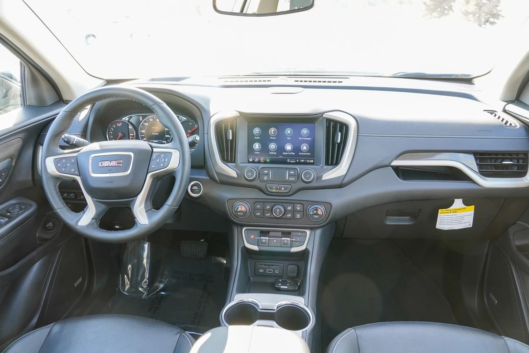 2023 GMC Terrain - Image 11 of 21