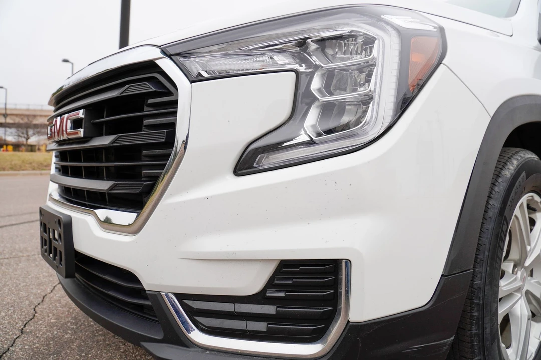 2023 GMC Terrain - Image 21 of 21