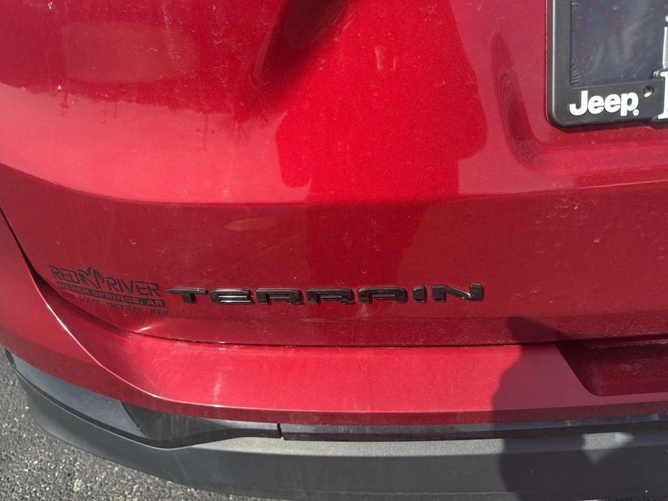 2023 GMC Terrain - Image 12 of 21