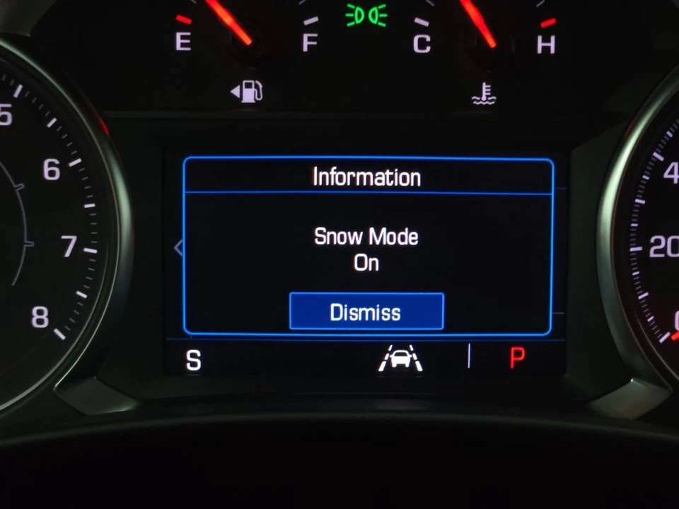 2023 GMC Terrain - Image 5 of 12