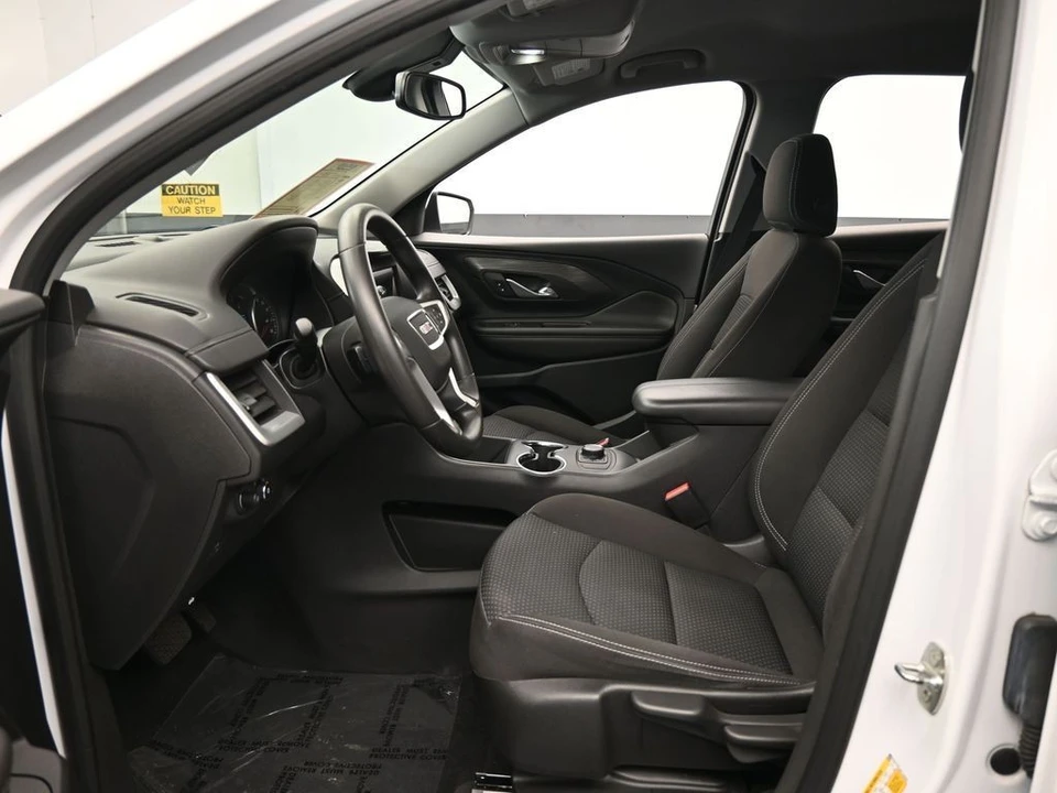 2023 GMC Terrain - Image 11 of 12