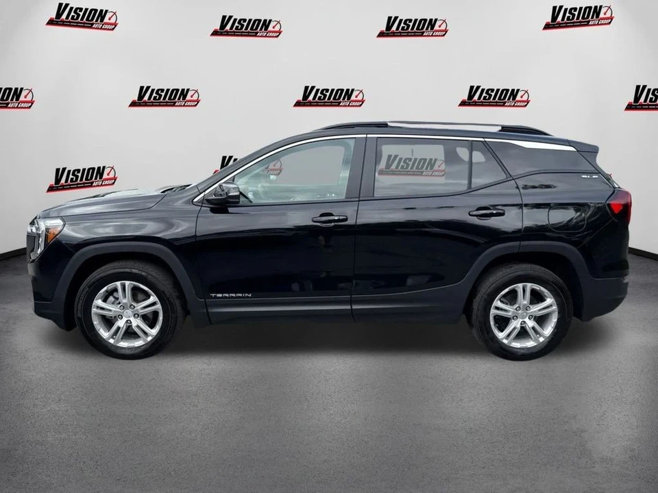 2023 GMC Terrain - Image 8 of 12