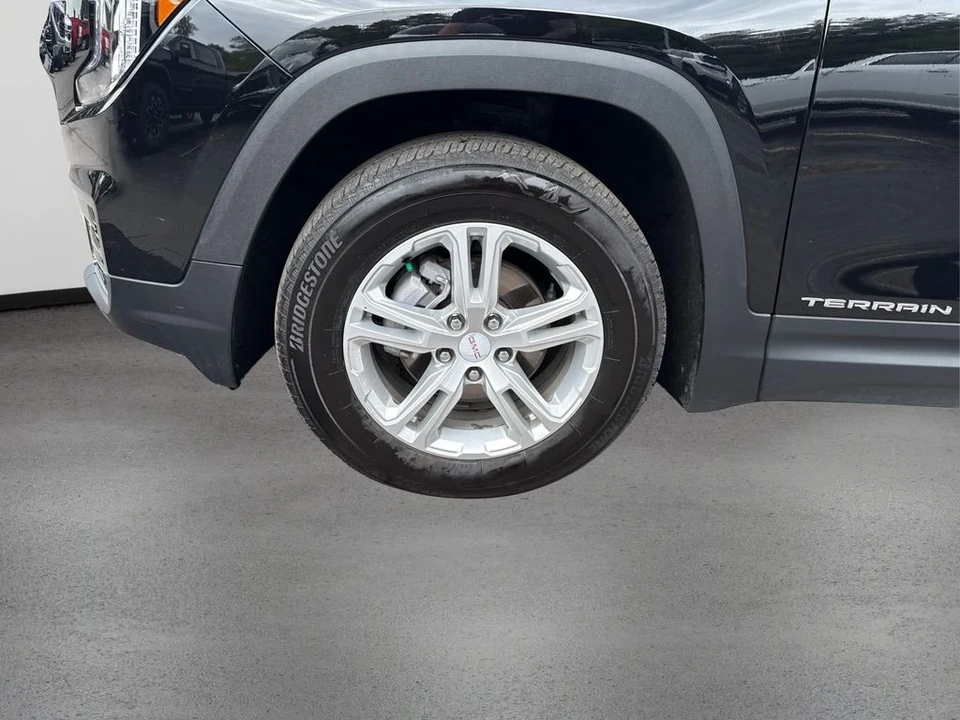 2023 GMC Terrain - Image 12 of 12