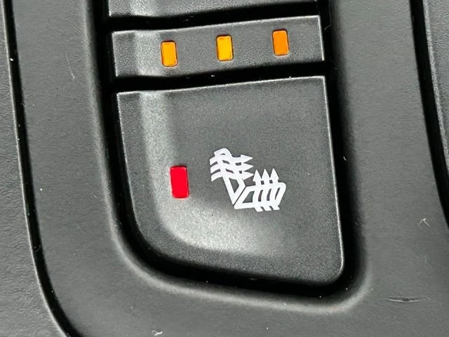 2023 GMC Terrain - Image 6 of 12