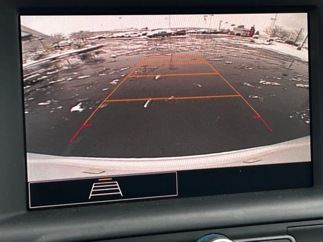 2023 GMC Terrain - Image 11 of 12