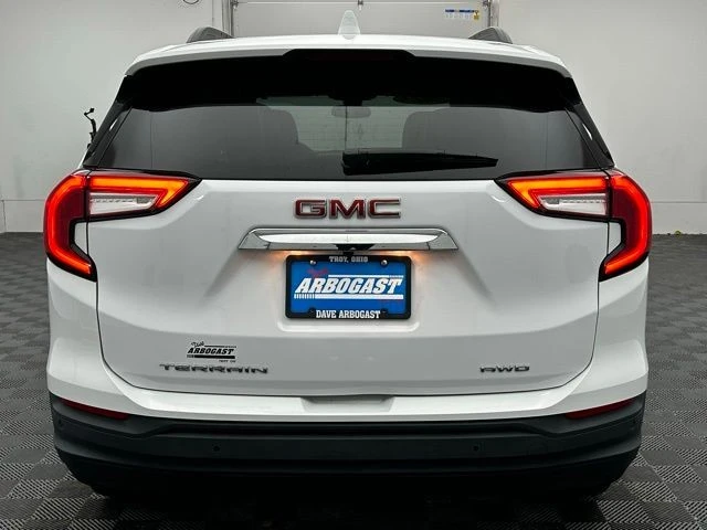 2023 GMC Terrain - Image 12 of 12