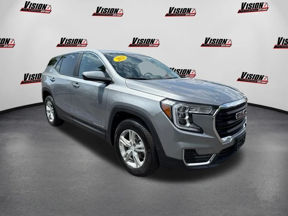 2023 GMC Terrain - Image 3 of 12
