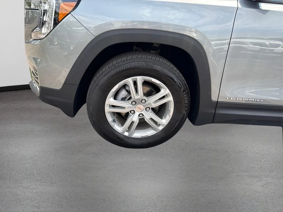 2023 GMC Terrain - Image 12 of 12