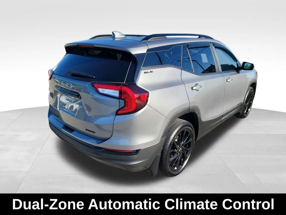 2023 GMC Terrain - Image 8 of 12