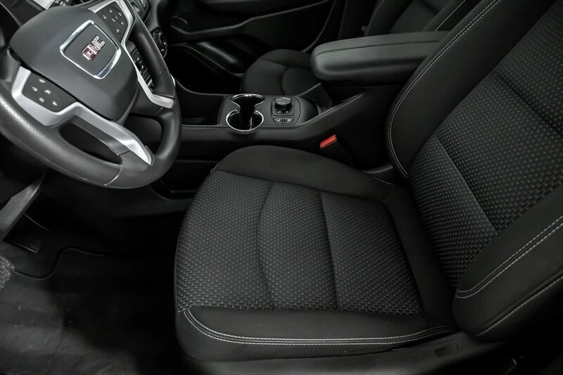 2023 GMC Terrain - Image 19 of 21
