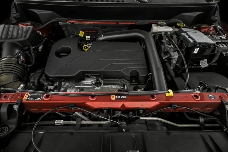 2023 GMC Terrain - Image 16 of 21