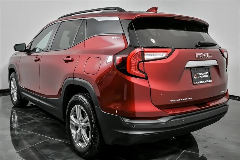 2023 GMC Terrain - Image 9 of 21