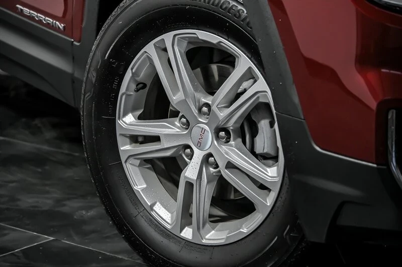 2023 GMC Terrain - Image 3 of 21