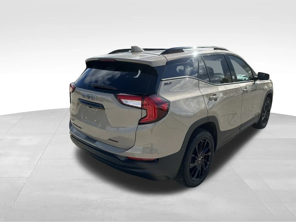2023 GMC Terrain - Image 4 of 12