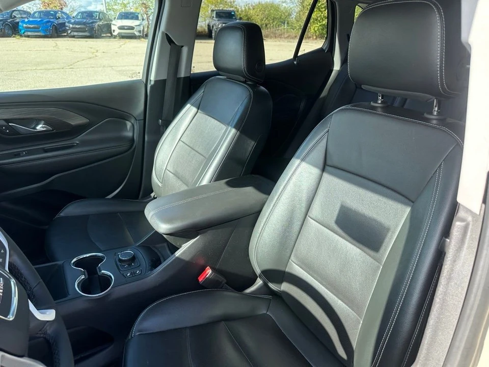 2023 GMC Terrain - Image 12 of 12