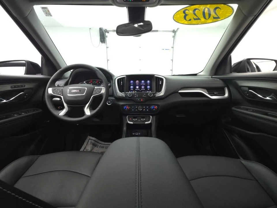 2023 GMC Terrain - Image 2 of 12