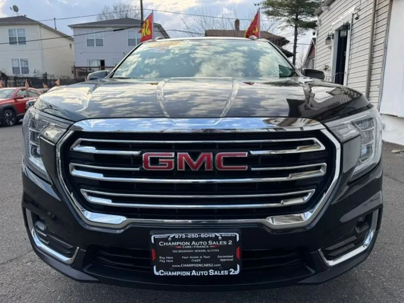 2023 GMC Terrain - Image 5 of 12