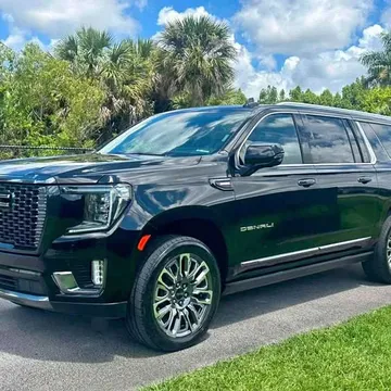 2023 GMC Yukon XL