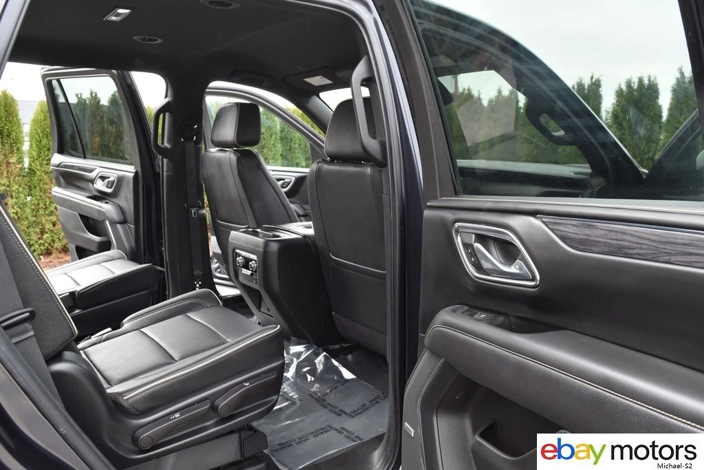 2023 GMC Yukon 5th Gen - Image 19 of 21