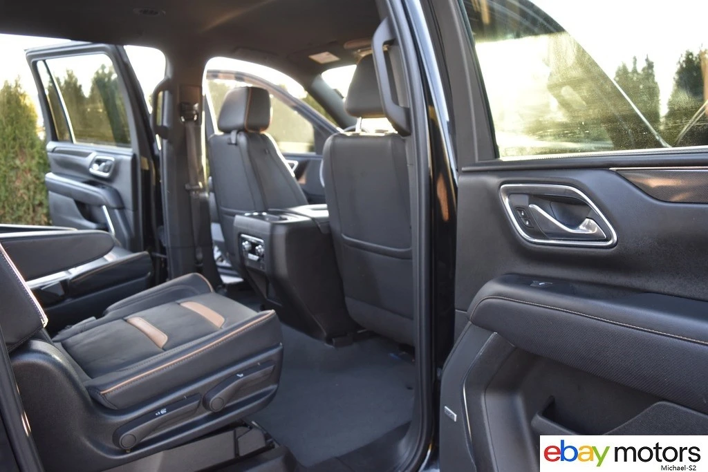 2023 GMC Yukon 5th Gen - Image 19 of 21