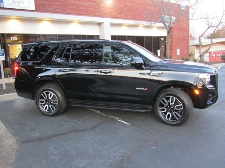 2023 GMC Yukon 5th Gen - Image 9 of 12