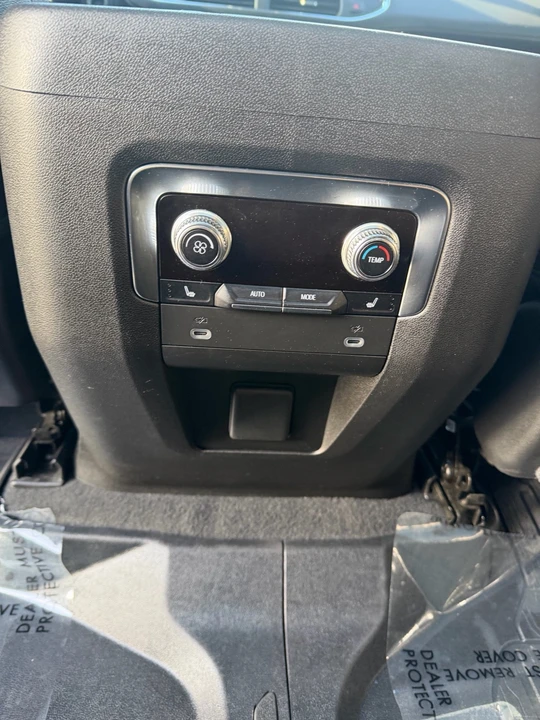 2023 GMC Yukon 5th Gen - Image 13 of 21