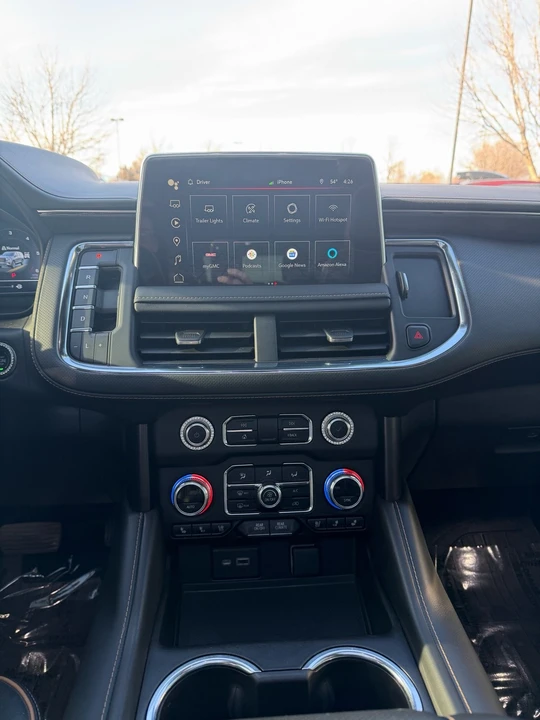 2023 GMC Yukon 5th Gen - Image 15 of 21