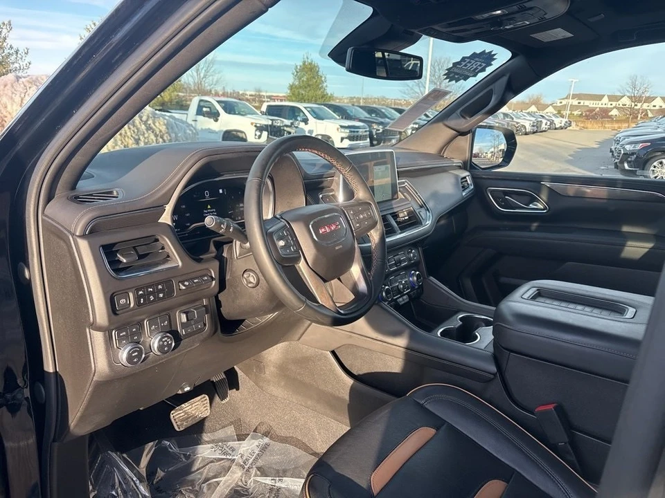 2023 GMC Yukon 5th Gen - Image 11 of 12