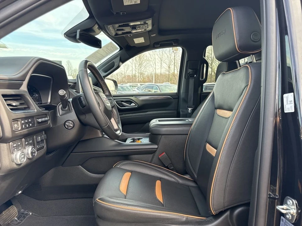 2023 GMC Yukon 5th Gen - Image 9 of 21
