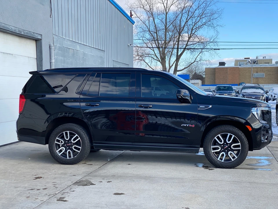 2023 GMC Yukon 5th Gen - Image 7 of 19