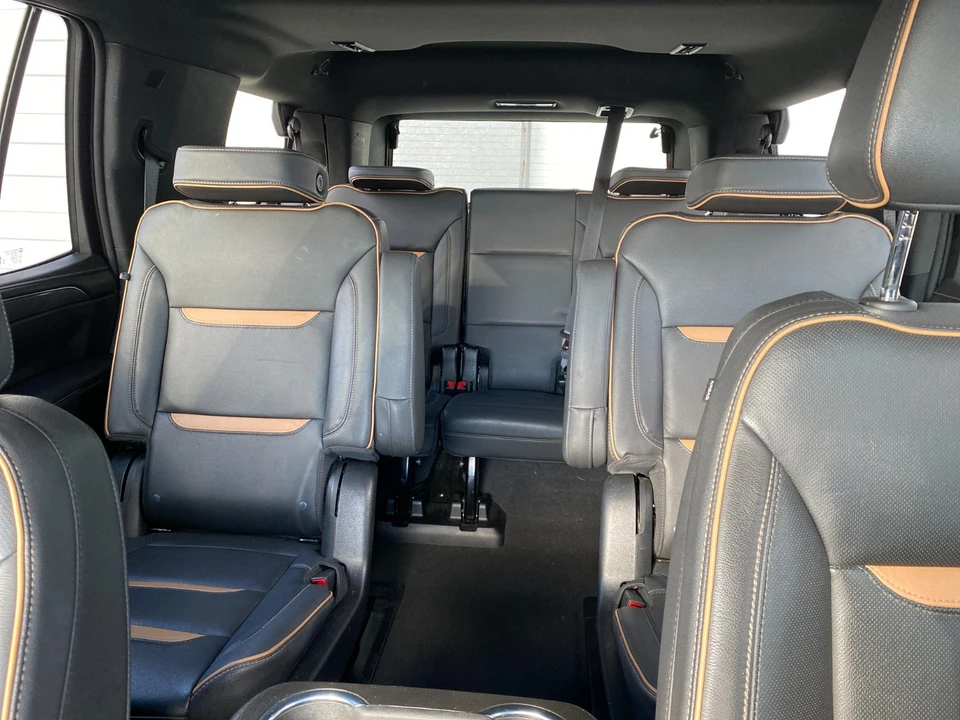 2023 GMC Yukon 5th Gen - Image 15 of 19